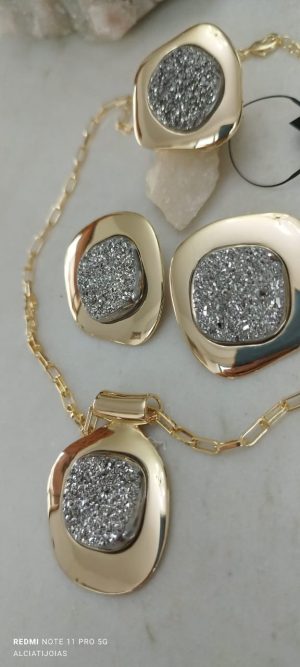 Conjunto Drusa platina.