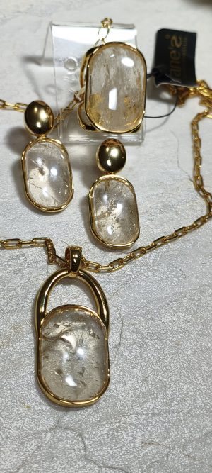 Conjunto Cristal de Rocha.