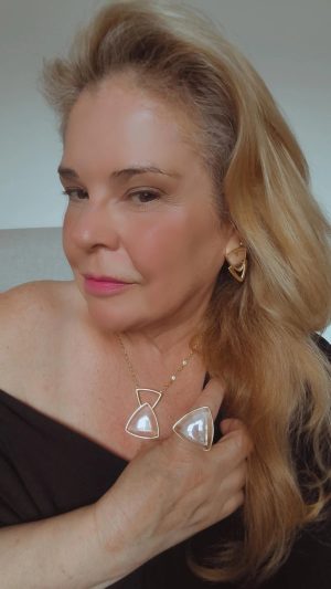 Conjunto Cristal de Rocha Perolado.