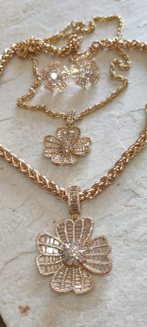 flores Zircônia Cristal