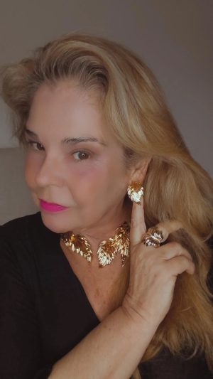 Conjunto folhas Douradas