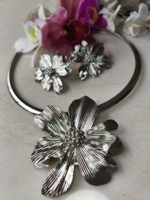 Conjunto Flores
Disponível somente No banho Ródio Branco