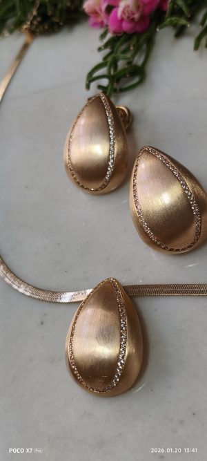 Conjunto Gota escovado